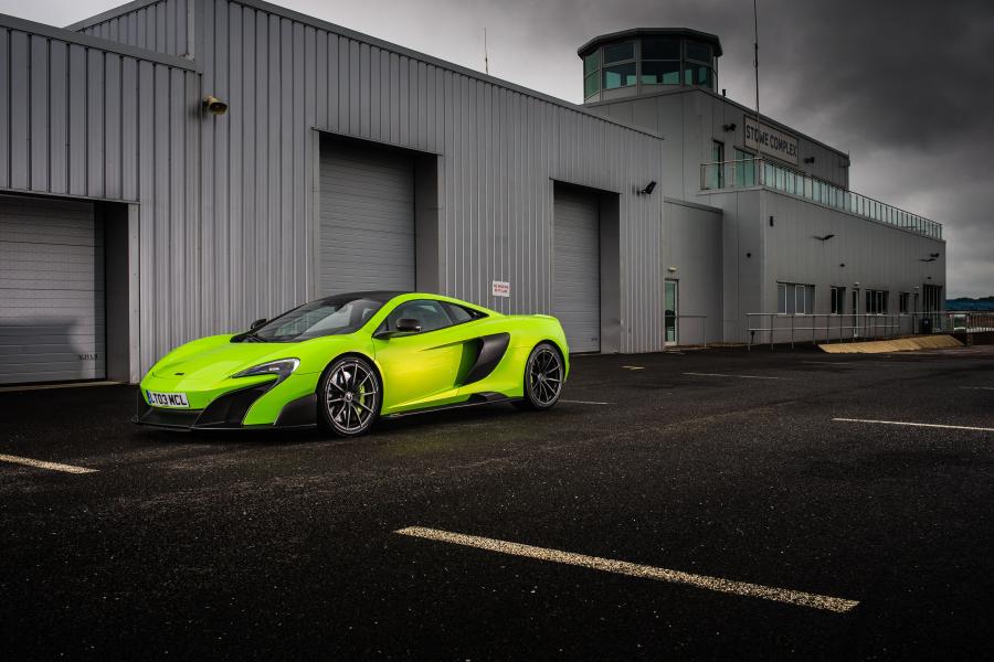  McLaren 675LT 2015 года  (WW) (фото 22 из 39)